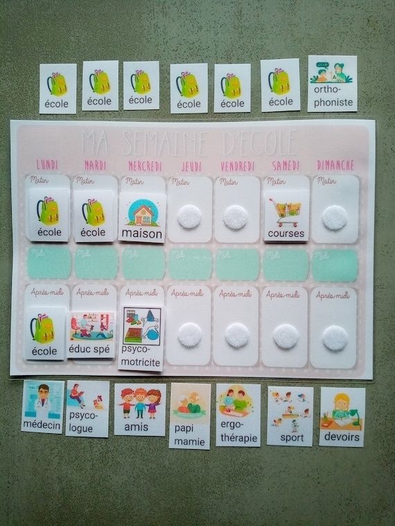 Bildschema med veckodagar, pictogram och aktiviteter för barn